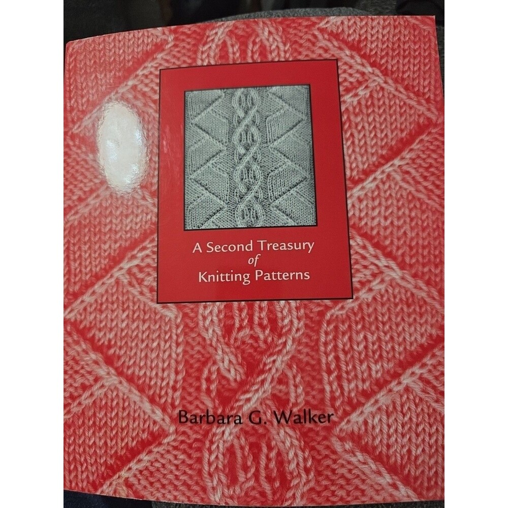 Second Treasury of Knitting Patterns by Barbara G. Walker (1998)